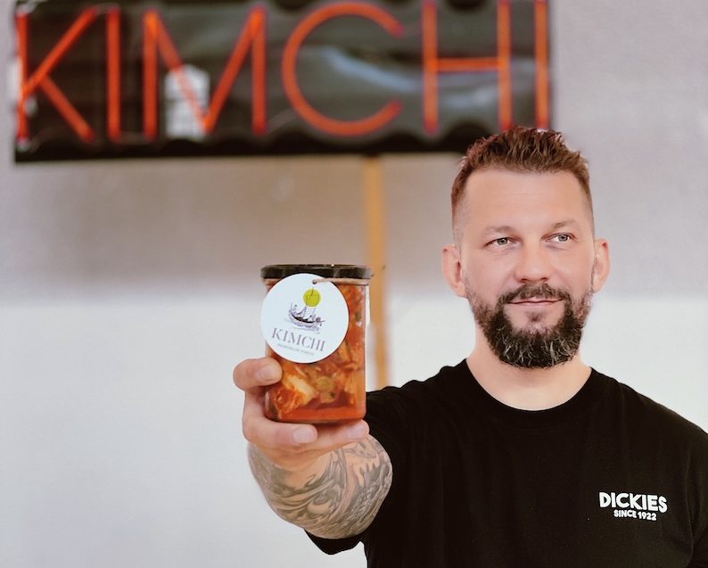 DANIEL KARAS